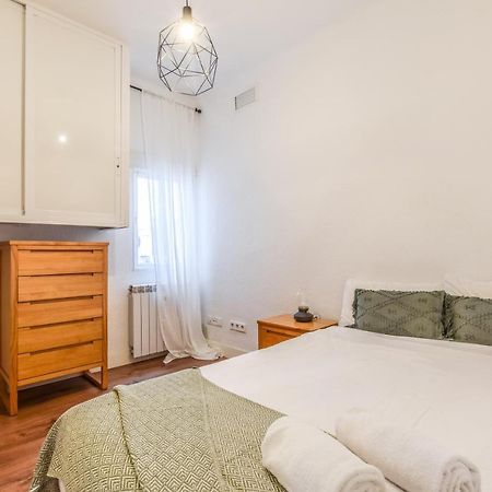 Retiro VIII Apartment Мадрид Екстериор снимка