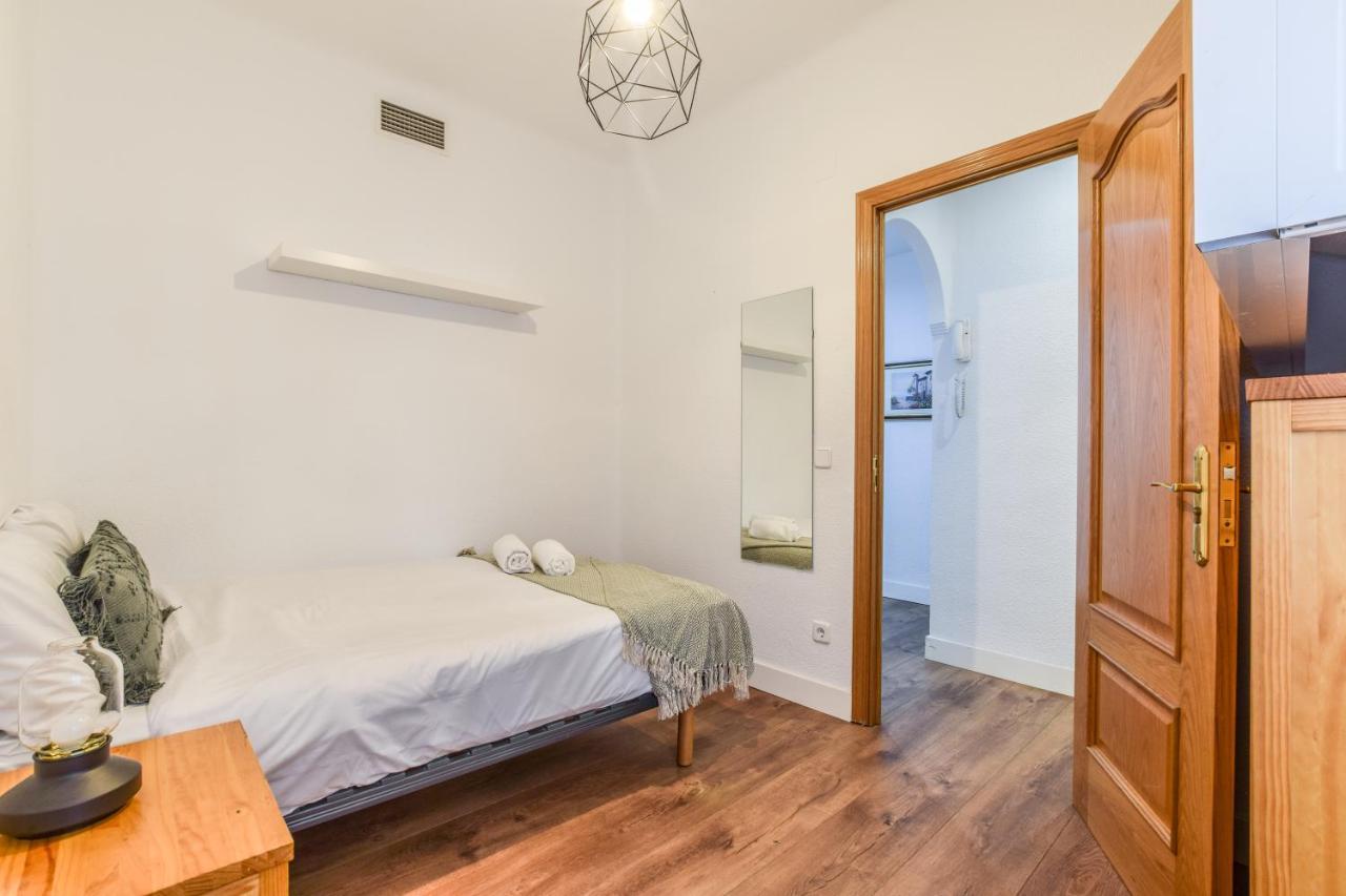 Retiro VIII Apartment Мадрид Екстериор снимка