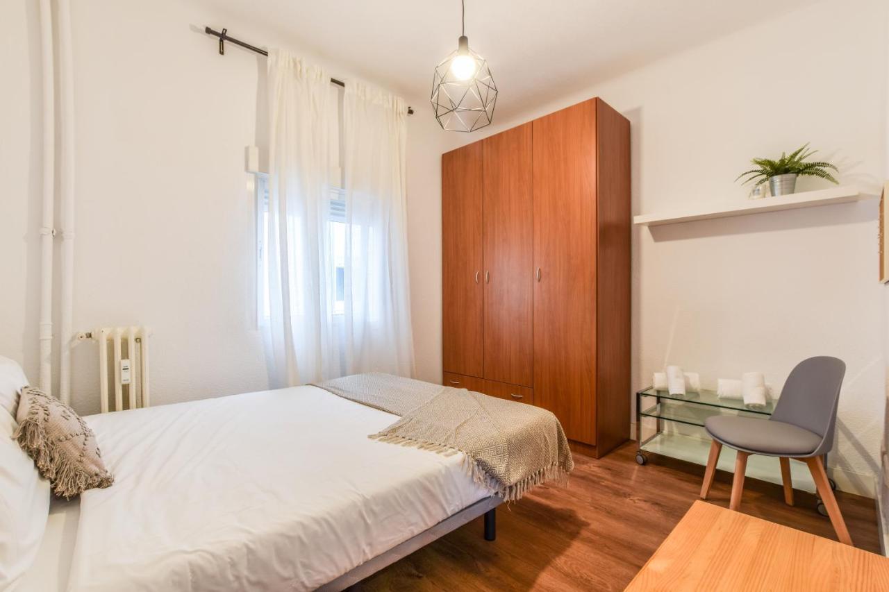 Retiro VIII Apartment Мадрид Екстериор снимка